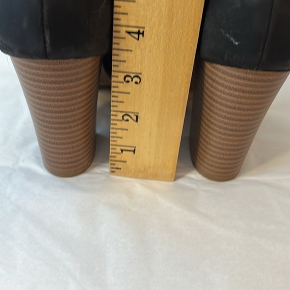 Brash Peep Toe Laser Cut Side Zip Ankle Heeled Boot Bootie Women Size 8.5 Black - Picture 8 of 11